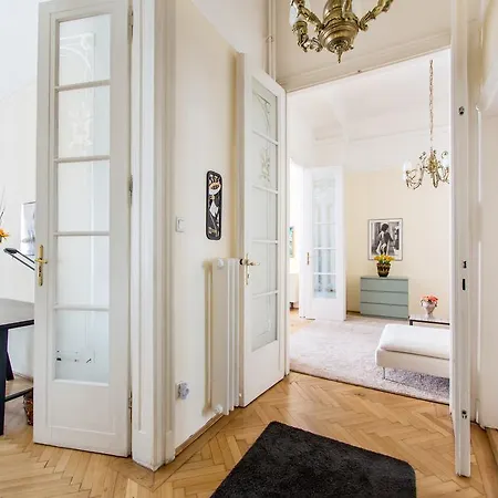 Elegant & Stylish Apartment City Center Budapest Extérieur photo