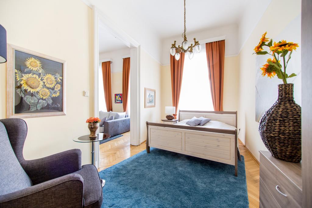 Apartment Elegant & Stylish Center