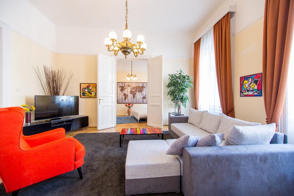 Elegant & Stylish Center Budapest