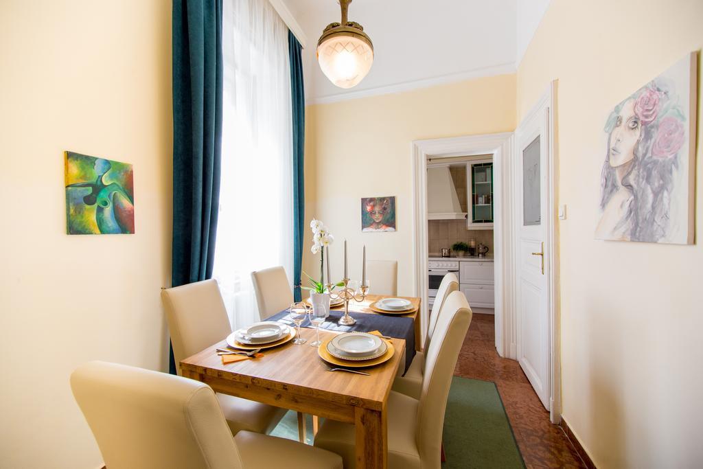 Apartment Elegant & Stylish Center