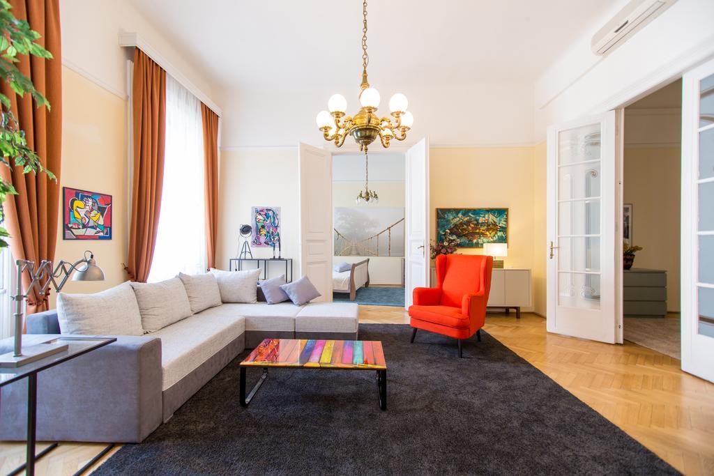 Elegant & Stylish Center Budapest